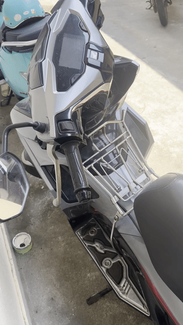Honda Air Blade 2021 Bạc đen 40.000km. Mua bán Xe máy tại Quận Ngũ Hành Sơn Đà Nẵng được đăng bởi Nguyễn Thông hình 1