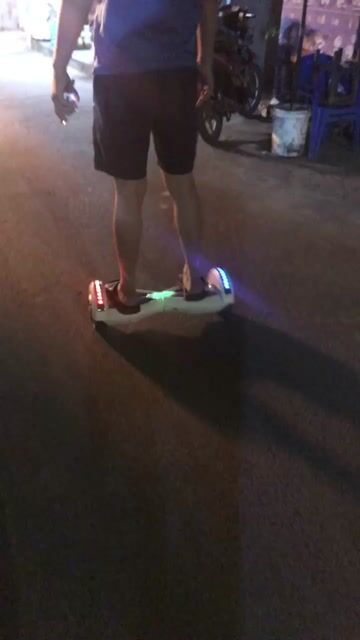 Xe điện cân bằng Trắng Xanh. Mua bán Xe điện tại Quận 11 Tp Hồ Chí Minh được đăng bởi Hương thảo hình 1