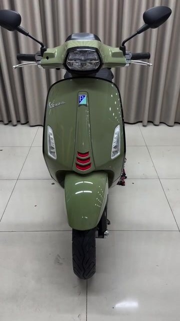 Vespa 125 siêu lướt vài ngàn km đẹp như bức tranh. Mua bán Xe máy tại Quận Thanh Khê Đà Nẵng được đăng bởi THẾ MẪN CHUYÊN XE LƯỚT CÓ BÁN TRẢ GÓP  hình 1