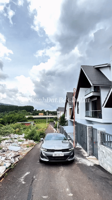 Mua bán Nhà ở Thành phố Đà Lạt Lâm Đồng diện tích 200 m² giá 8,5 tỷ
