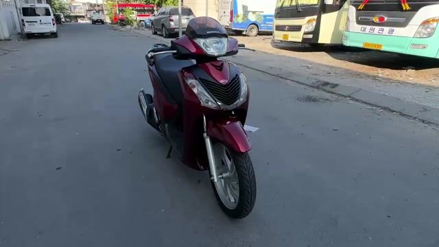 Honda SHi 125 2013 Đỏ phom Ý. Mua bán Xe máy tại Quận 12 Tp Hồ Chí Minh được đăng bởi Cửa hàng Xe máy 380 hình 1