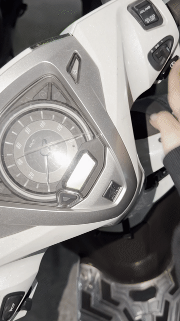 Honda Lead Cao cấp 2018 Smartkey Trắng (CHÍNH CHỦ). Mua bán Xe máy tại Quận 7 Tp Hồ Chí Minh được đăng bởi Linh Le hình 1