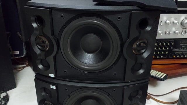 Loa karaoke TigerMax 20cm 3way Đài Loan Zin Đen. Mua bán Tivi, Âm thanh tại Huyện Bình Chánh Tp Hồ Chí Minh được đăng bởi Le va loa amply bãi hình 1