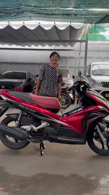 Honda  Airblade 110 Fi màu đỏ đen đời 2012 bstp. Mua bán Xe máy tại Quận 11 Tp Hồ Chí Minh được đăng bởi nguyên xuan thinh hình 1