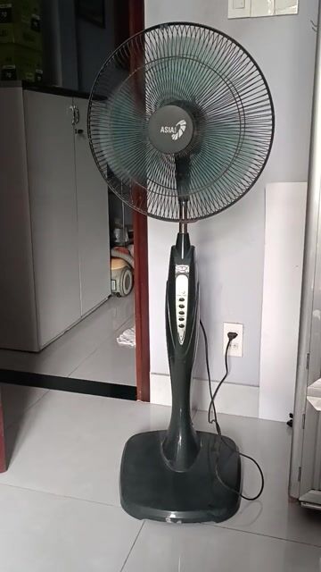 Quạt đứng Asia Đen Đã sử dụng. Mua bán Quạt tại Quận 6 Tp Hồ Chí Minh được đăng bởi Nguyễn Phương Lộc hình 1