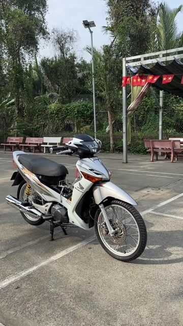 🌈 Future X 2011 Bstp Zin Êm Đồ Chơi Kín Xe. Mua bán Xe máy tại Thành phố Thủ Đức Tp Hồ Chí Minh được đăng bởi Xe Máy Trường Thịnh hình 1