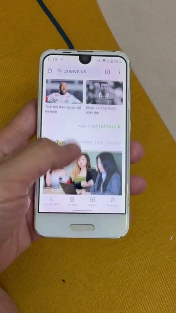 Pass sharp 701sh NFC 120hz 5 inch nhỏ gọn hiếm. Mua bán Điện thoại tại Quận Đống Đa Hà Nội được đăng bởi bin z hình 1