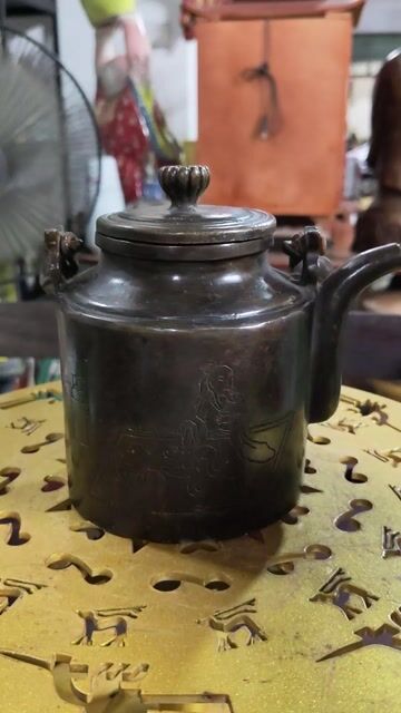Ấm trà Đồng đỏ Trung Quốc Cổ điển. Mua bán Dụng cụ nhà bếp tại Quận Hà Đông Hà Nội được đăng bởi Nguyễn Hoàng Trung  hình 1