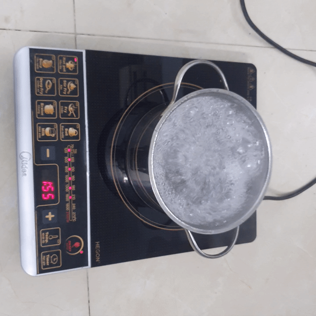 Bếp từ Midea MV21DQ Đen Mới 99% xịn chính hãng . Mua bán Bếp, lò, đồ điện nhà bếp tại Quận Ba Đình Hà Nội được đăng bởi Anhngoc2 hình 1