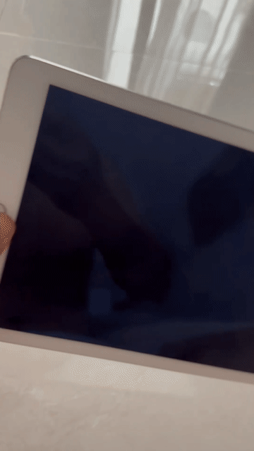 Apple iPad Air 2 64GB Bạc Có SIM. Mua bán Máy tính bảng tại Quận Đống Đa Hà Nội được đăng bởi Trần quang hình 1