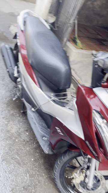 Suzuki Impulse Đỏ bạc. Mua bán Xe máy tại Quận Hoàng Mai Hà Nội được đăng bởi Tuân hình 1