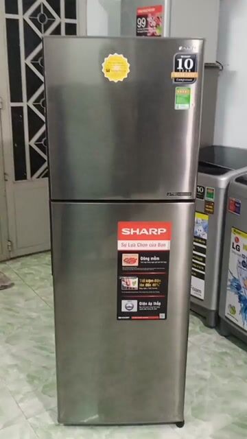 Tủ lạnh Sharp 241 lít INVERTER tiết kiệm điện . Mua bán Tủ lạnh tại Quận 4 Tp Hồ Chí Minh được đăng bởi LÊ DƯƠNG 87 hình 1