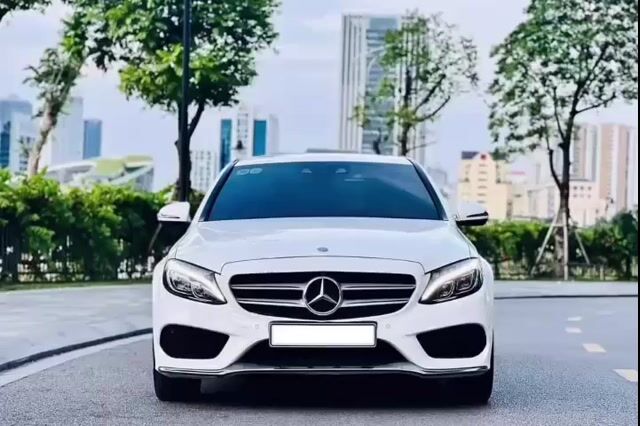 Mercedes Benz C300 AMG 2018 - siêu lướt 32,000 km.. Mua bán Ô tô tại Thành phố Thủ Đức Tp Hồ Chí Minh được đăng bởi Đức Xe Chất 9X hình 1