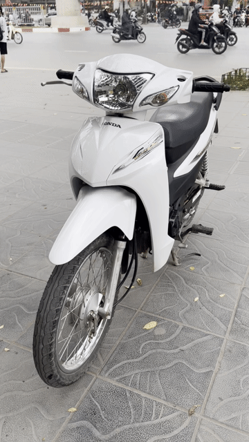 Honda Wave Alpha 110cc Trắng nguyên bản mới đẹp. Mua bán Xe máy tại Quận Nam Từ Liêm Hà Nội được đăng bởi An Nhiên Nguyễn hình 1