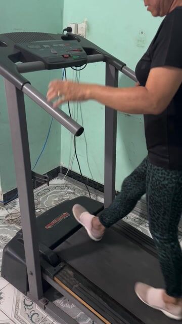 Máy chạy bộ Pro-Form 6.5Q Đen. Mua bán Đồ thể thao, Dã ngoại tại Quận Gò Vấp Tp Hồ Chí Minh được đăng bởi Thu hình 1