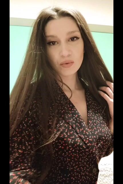 Model - Victoria Desire fetish