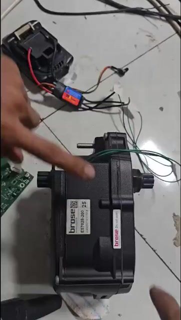 Động cơ điện Brose Titan Đức. Mua bán Phụ tùng xe tại Thành phố Buôn Ma Thuột Đắk Lắk được đăng bởi huy vinh  hình 1