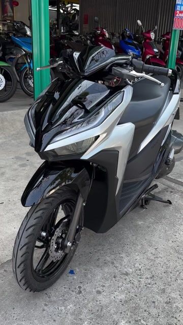 Honda Vario 150 Đen trắng 16000 km. Mua bán Xe máy tại Thị xã Bến Cát Bình Dương được đăng bởi xe máy trả góp tín nghĩa  hình 1