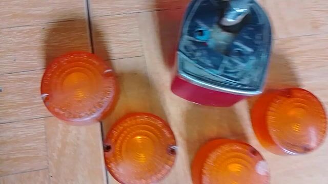 Đèn xi nhan Honda Cub 81 Đỏ. Mua bán Phụ tùng xe tại Thành phố Thủ Đức Tp Hồ Chí Minh được đăng bởi Nam hình 1