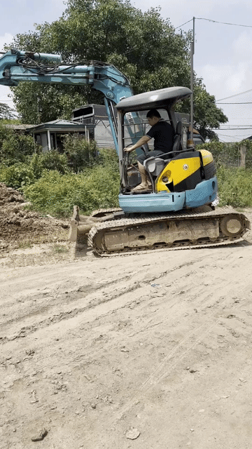 Máy xúc Kubota RX503S Hoạt động ổn định. Mua bán Phương tiện khác tại Quận Bắc Từ Liêm Hà Nội được đăng bởi Triệu hình 1