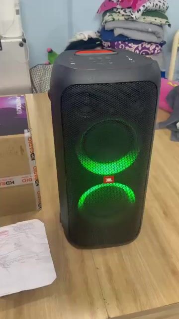 Cần Pass Gấp JBL PartyBox 310 Chính Hãng (95%) - T. Mua bán Tivi, Âm thanh tại Quận Tân Bình Tp Hồ Chí Minh được đăng bởi Lộc Hồ hình 1