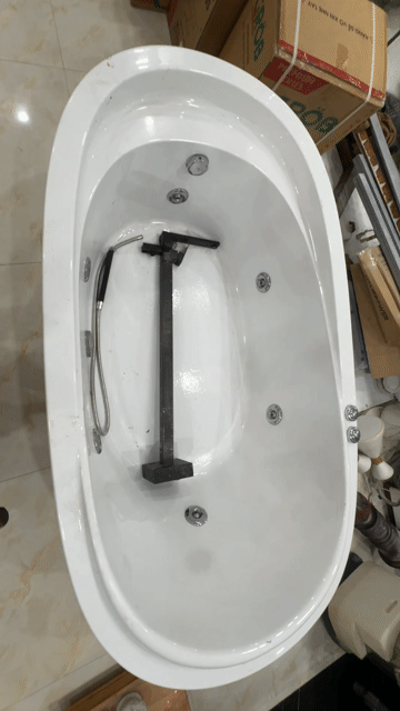 Bồn tắm massage Nhựa Trắng. Mua bán Thiết bị vệ sinh, nhà tắm tại Huyện Nhà Bè Tp Hồ Chí Minh được đăng bởi Loi Tran hình 1