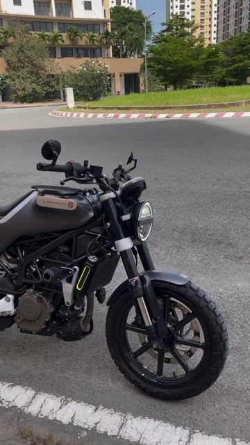 HUSQVARNA - Svartpilen 200 - Đời 2023 siêu lướt🫨. Mua bán Xe máy tại Thành phố Thủ Đức Tp Hồ Chí Minh được đăng bởi iMotorbike Tiến Lộc hình 1