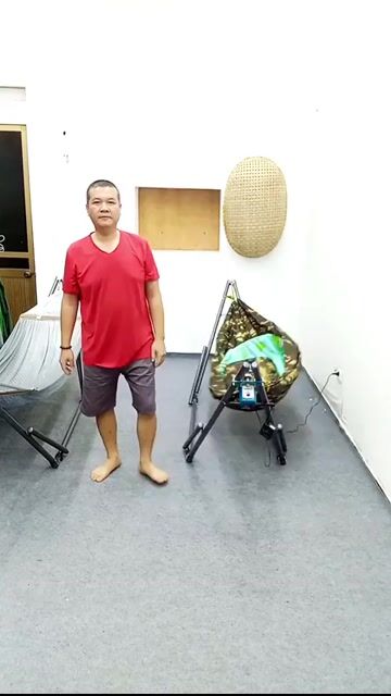 Máy đưa võng tự động cao cấp Livorno LVR01. Mua bán Mẹ và bé tại Quận 6 Tp Hồ Chí Minh được đăng bởi Laptop Hoàng Kim hình 1