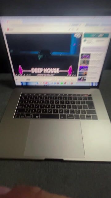 Apple Macbook Pro 2017 i7 15 inch Xám. Mua bán Laptop tại Quận Đống Đa Hà Nội được đăng bởi Tiến Mạnh hình 1
