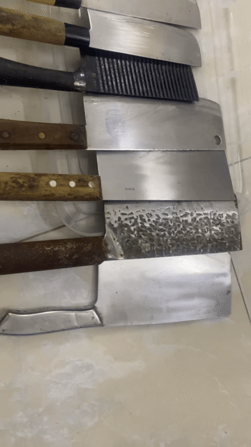 Dao Kim loại Gỗ 9 cái. Mua bán Dụng cụ nhà bếp tại Huyện Hóc Môn Tp Hồ Chí Minh được đăng bởi Chị Ngọc hình 1
