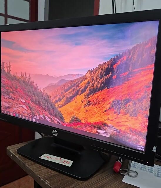 Màn hình HP 20 inch Đen Lỗi kỹ thuật. Mua bán Phụ kiện (Màn hình, Chuột...) tại Thành phố Bến Tre Bến Tre được đăng bởi Lao Thanh Phước Lộc hình 1