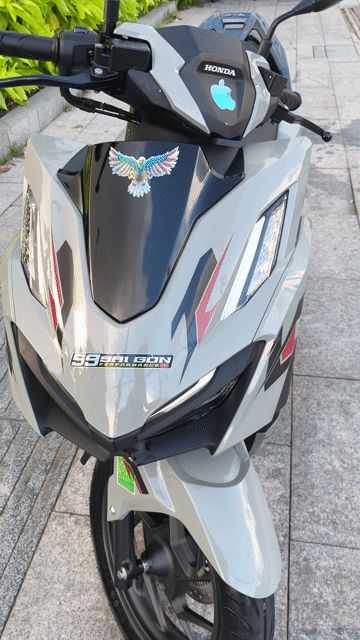 Honda Vario 160 5500km Xám. Mua bán Xe máy tại Quận 11 Tp Hồ Chí Minh được đăng bởi đạt hình 1