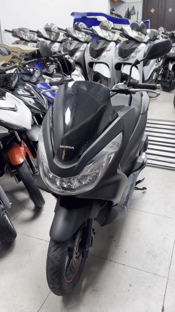 Honda PCX 2017 Smartkey. hỗ trợ góp. Mua bán Xe máy tại Thành phố Thủ Đức Tp Hồ Chí Minh được đăng bởi Lê Hạnh hình 1