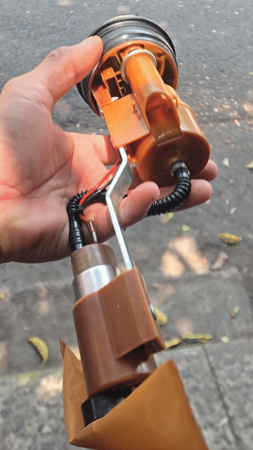 Bơm xăng Piaggio Đã sử dụng. Mua bán Phụ tùng xe tại Quận Tân Phú Tp Hồ Chí Minh được đăng bởi Xuân Lộc  hình 1