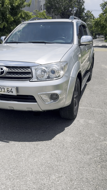 Toyota Fortuner 7 chỗ Bạc nội thất rộng rãi. Mua bán Ô tô tại Huyện Hóc Môn Tp Hồ Chí Minh được đăng bởi Đức anh hình 1