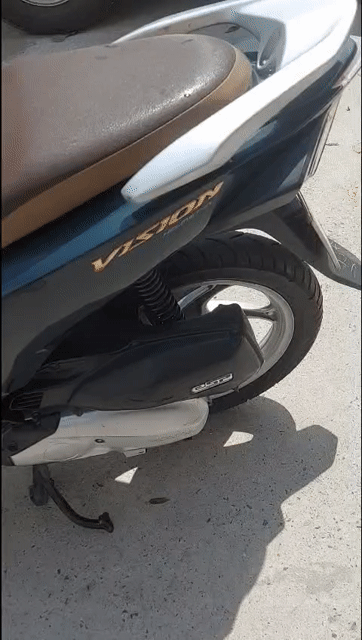 Honda Vision Xanh chì Đã sử dụng. Mua bán Xe máy tại Quận Hoàng Mai Hà Nội được đăng bởi hoàng lan hình 1