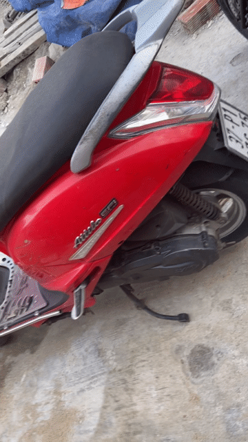 bán dàn nhựa xe attila Fi ELIZRBETH màu đỏ. Mua bán Xe máy tại Huyện Yên Thành Nghệ An được đăng bởi Thảo Thật Thà hình 1