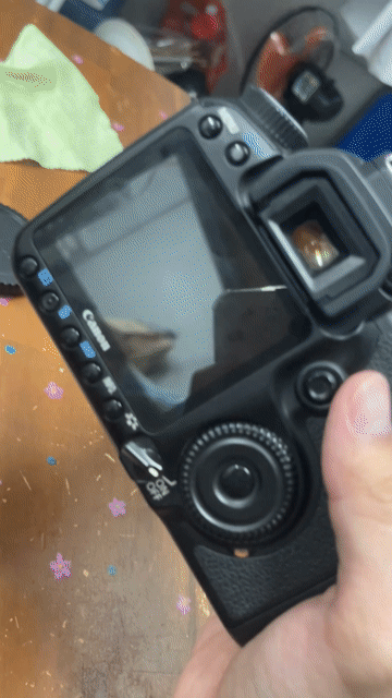 Máy ảnh Canon 40D DSLR Đen. Mua bán Máy ảnh, Máy quay tại Quận Ninh Kiều Cần Thơ được đăng bởi Hoàng Vũ hình 1