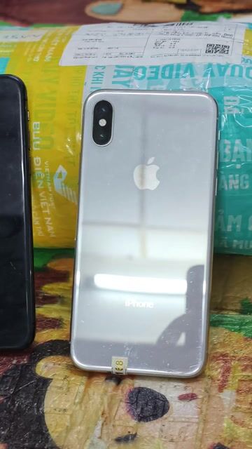 Apple iPhone X 64GB Đen, Bạc Đã qua sử dụng. Mua bán Điện thoại tại Quận 1 Tp Hồ Chí Minh được đăng bởi ViễnThôngBig hình 1
