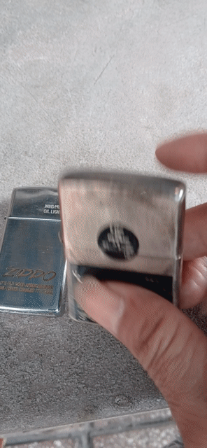 Bật lửa Zippo 2 cái pass lại 570k. Mua bán Đồ sưu tầm, đồ cổ tại Quận 8 Tp Hồ Chí Minh được đăng bởi nguyễn phúc hậu hình 1