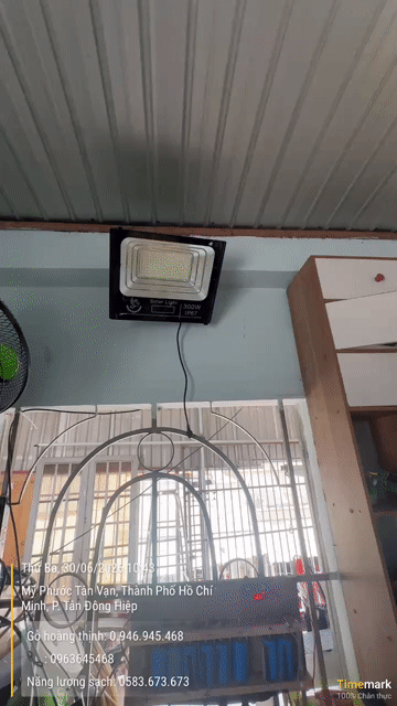 Đèn pha năng lượng mặt trời 300W chip 5054 IP67. Mua bán Đèn tại Thành phố Dĩ An Bình Dương được đăng bởi A Vượng hình 1