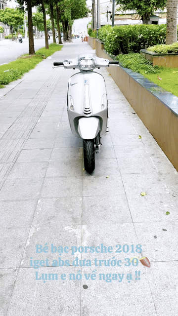 Piaggio Sprint iget abs 2018 Bạc Porsche 29k km. Mua bán Xe máy tại Quận Gò Vấp Tp Hồ Chí Minh được đăng bởi Đoàn Việt hình 1