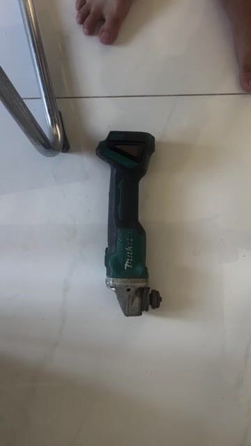 Thân  Máy mài góc Makita GA404DN Đã sử dụng. Mua bán Đồ chuyên dụng, Giống nuôi trồng tại Quận Ngũ Hành Sơn Đà Nẵng được đăng bởi Japan DM Shop hình 1
