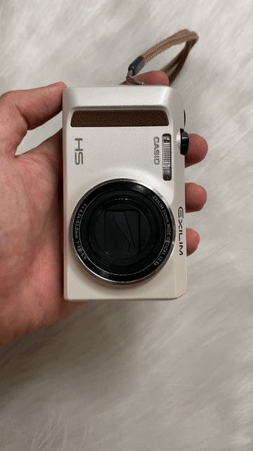 Máy ảnh Casio Exilim ZR400 95%. Mua bán Máy ảnh, Máy quay tại Quận Cầu Giấy Hà Nội được đăng bởi Vũ Thành Long hình 1