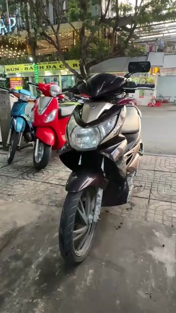 Suzuki Hayate màu Nâu vàng. Mua bán Xe máy tại Quận Tân Phú Tp Hồ Chí Minh được đăng bởi Lê Hoàng hình 1