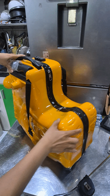 Vali kéo trẻ em Aoweila S180 Vàng. Mua bán Túi xách tại Quận Tân Bình Tp Hồ Chí Minh được đăng bởi ThanhThuy Ha hình 1