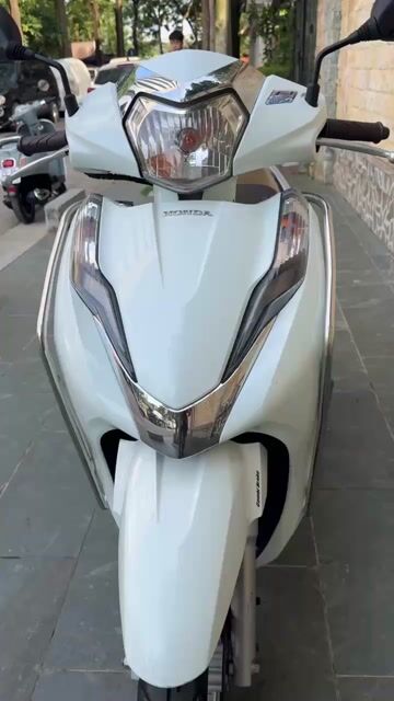 Lead 125fi đèn led  khoá smartkey cuối 2019 , 1chu. Mua bán Xe máy tại Quận Cầu Giấy Hà Nội được đăng bởi nguyễn bích thuỷ hình 1