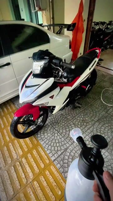 Yamaha Exciter 150 2017 Trắng Đỏ Đen. Mua bán Xe máy tại Quận Liên Chiểu Đà Nẵng được đăng bởi Xe Máy Cũ Duy Đạt  66 Nguyễn Khuyến hình 1