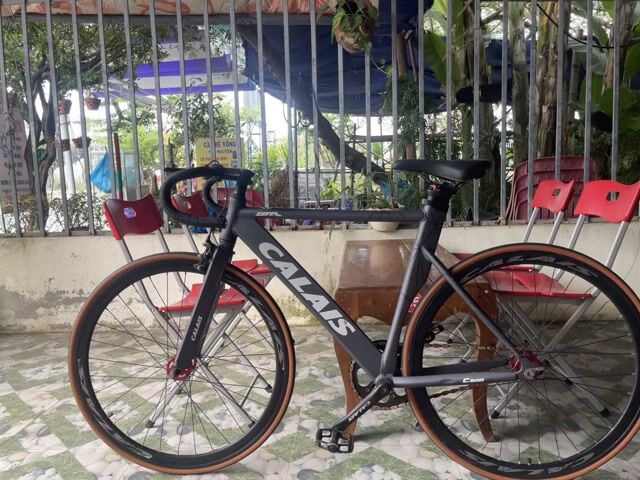 Xe đạp Calais màu Xám. Mua bán Xe đạp tại Quận Cẩm Lệ Đà Nẵng được đăng bởi Trần Thân hình 1