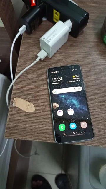 Dư máy nên Bán Galaxy A8 2018. Mua bán Điện thoại tại Quận 10 Tp Hồ Chí Minh được đăng bởi Thiên Mỹ Phương Trần hình 1